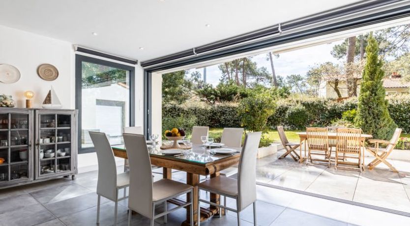 Photo of Les Narcisses