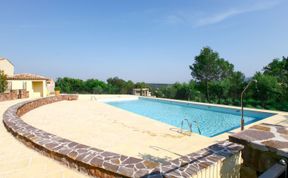 Photo of Le Domaine de St. Endréol Gold & Spa Apartment 3