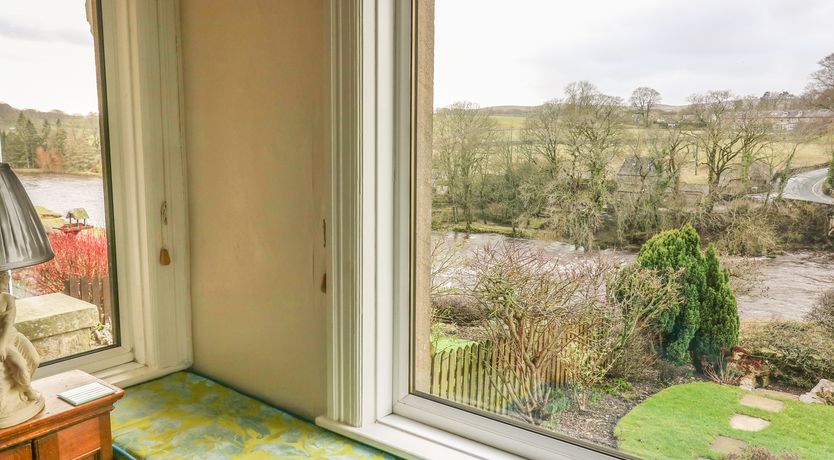 Photo of 1 Bridge End & Garden