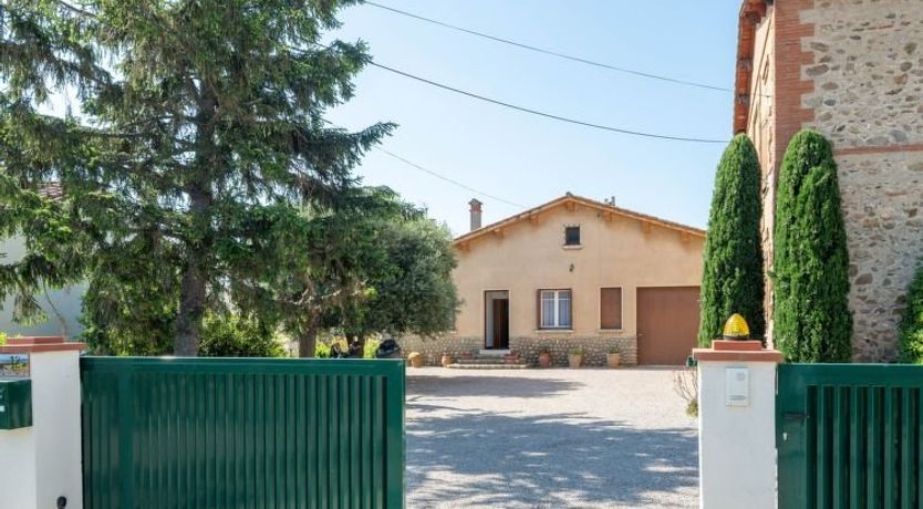 Photo of La Vigneronne