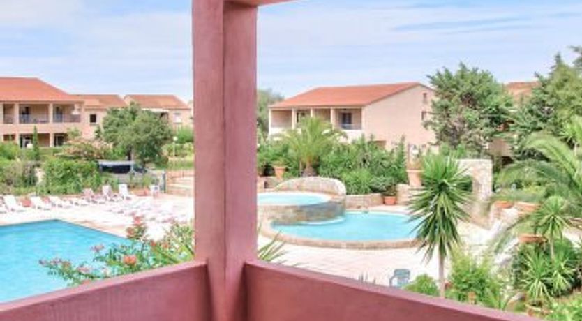 Photo of Club Benista T2