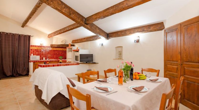 Photo of Laurier Apartment 4