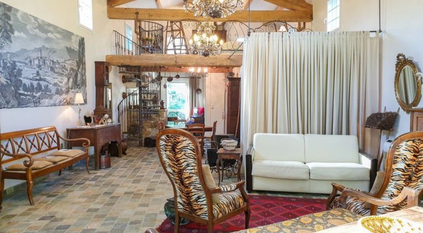 Photo of Maison studio 80m² Apartment 3