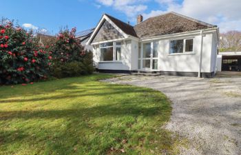 5 Carlyon Road Holiday Cottage