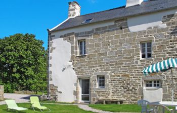 Le Manoir Holiday Home