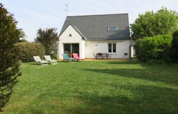 Les Embruns Holiday Home