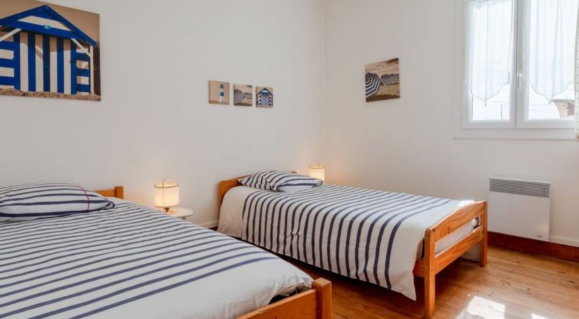 Photo of Les Cordylines