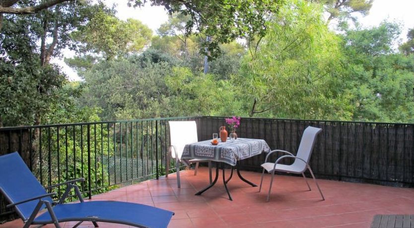 Photo of La Cigale Apartment 2