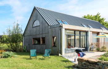 L'Atelier (LOQ217) Holiday Home