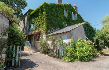 Le Jardin de Timothee Holiday Home