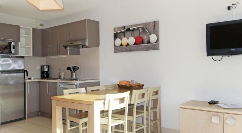 Photo of Cap Green 36X Apartment 3