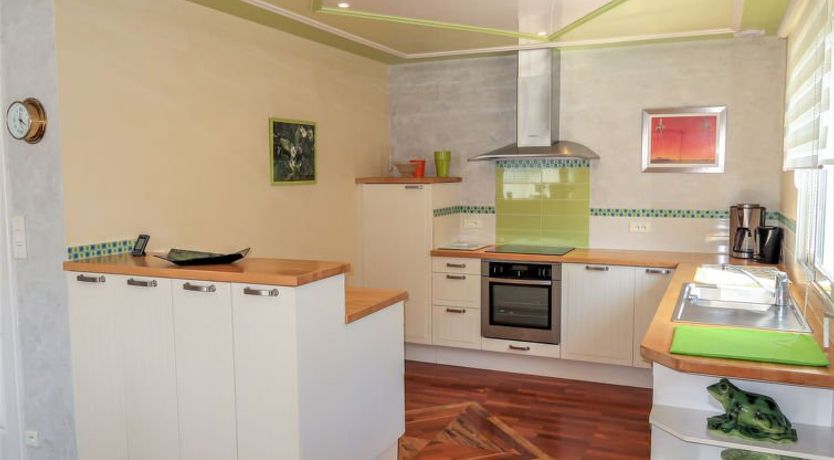 Photo of Ty Coat Pin