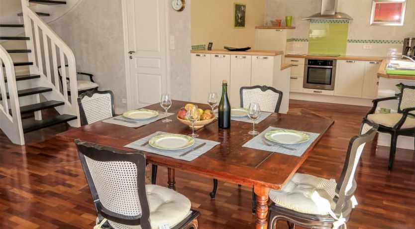 Photo of Ty Coat Pin