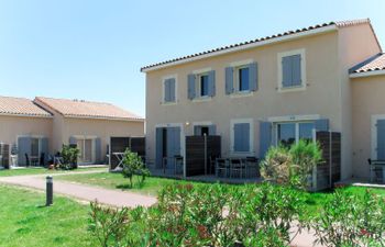 Domaine du Golf (MPT154) Holiday Home 5 Holiday Home