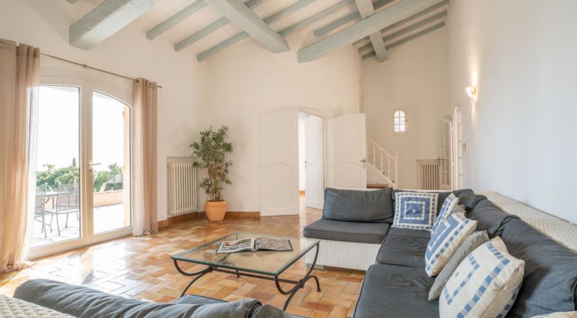 Photo of L'Escarpe des Arbousiers