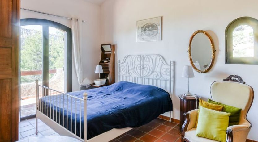 Photo of Les Baux Rouges