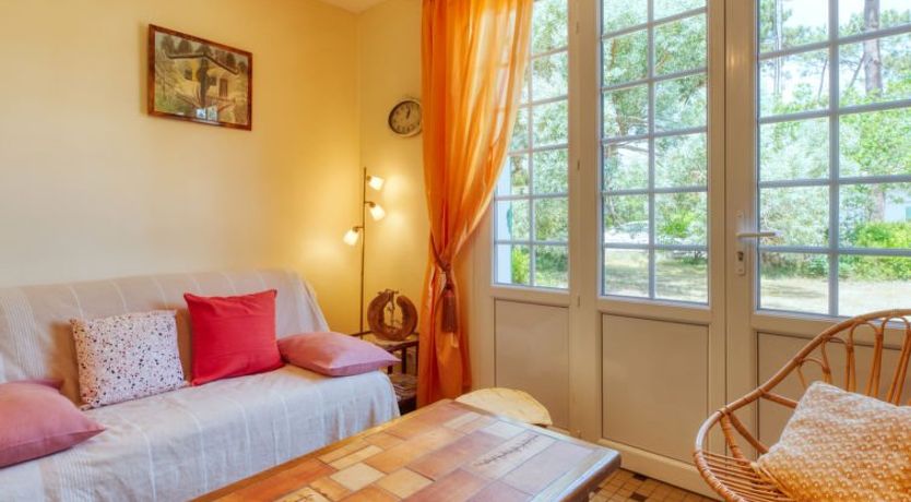 Photo of La Bruyère