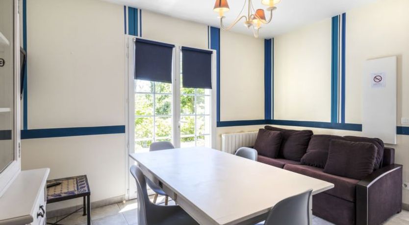 Photo of Collines Iduki