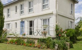 Photo of La Coloniale