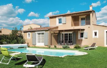 Le Clos Savornin V10ID Holiday Home 5 Holiday Home