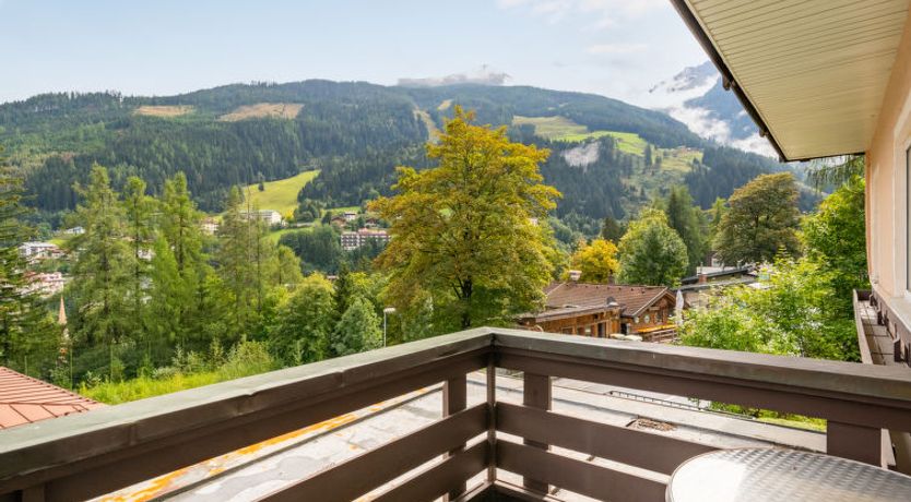 Photo of Claudia Top 7 Apartment 4