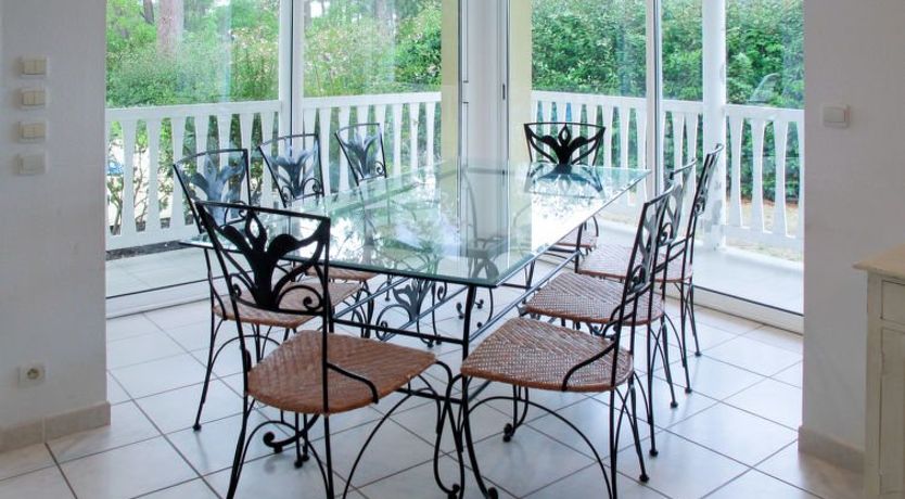 Photo of Eden Parc Golf de l'Ardilouse V6I Holiday Home 2