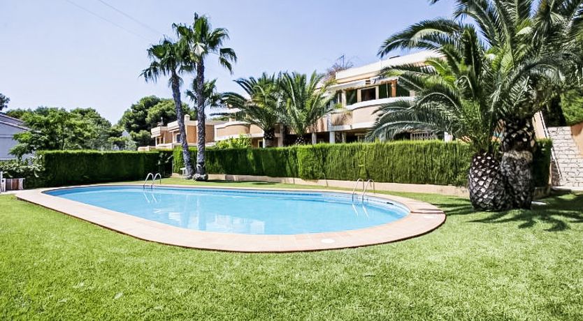 Photo of Al Zur Holiday Home 2