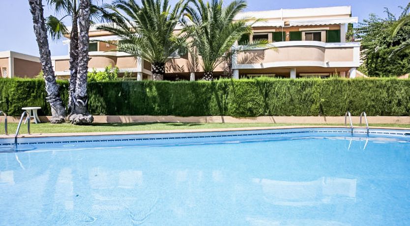 Photo of Al Zur Holiday Home 2