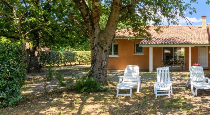 Photo of La Lette II Albizzias Holiday Home 2