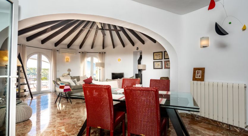 Photo of Los Buhitos