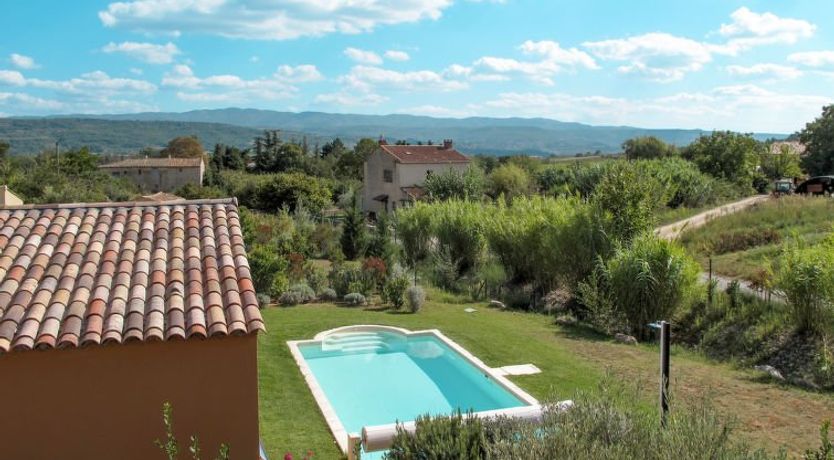 Photo of Le Clos Savornin V8IC Holiday Home 4