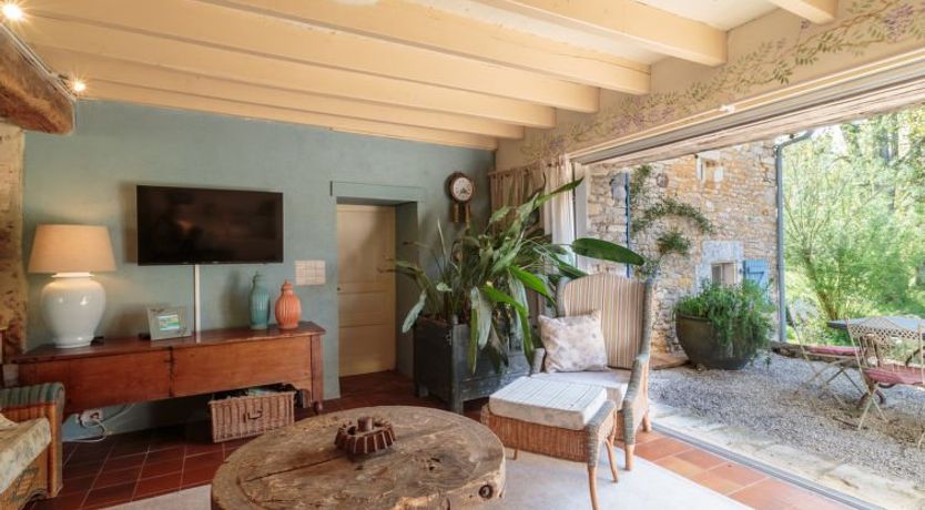 Photo of Moulin De Mois