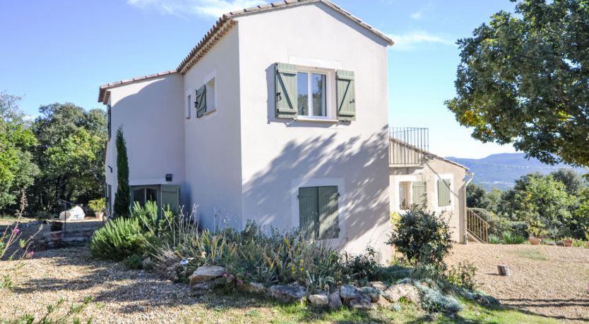 Photo of Les Cairnes