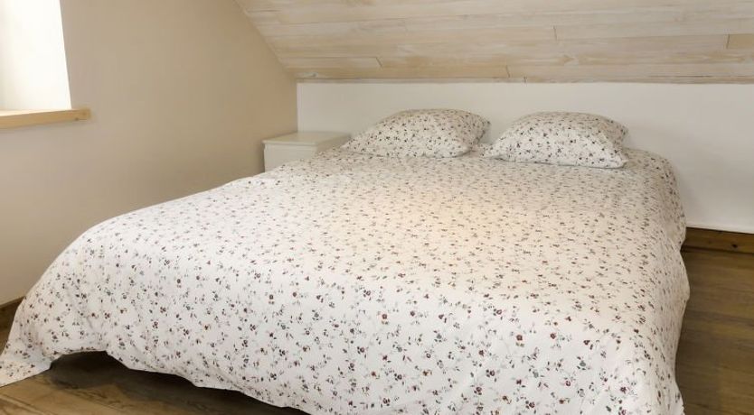 Photo of La Charmeuse