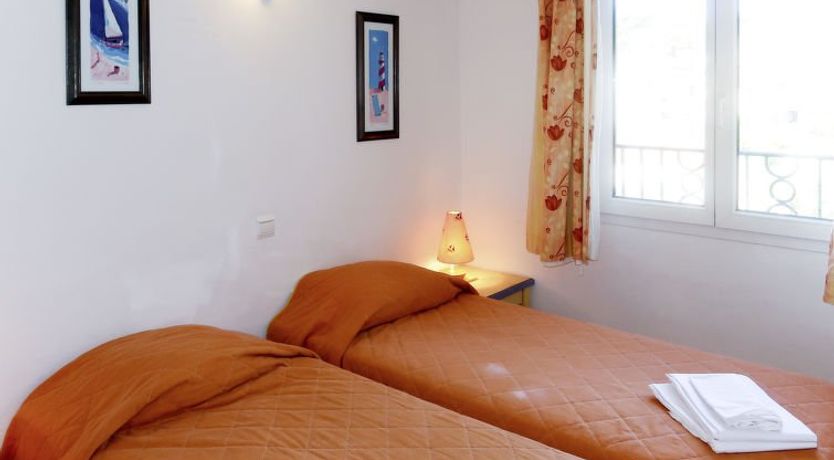 Photo of Port Marine 256A Apartment 2