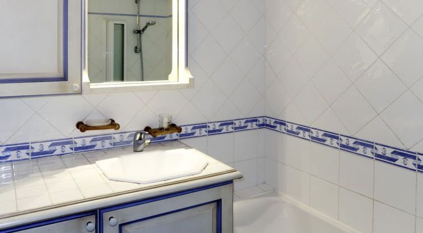 Photo of Port Marine 256A Apartment 2