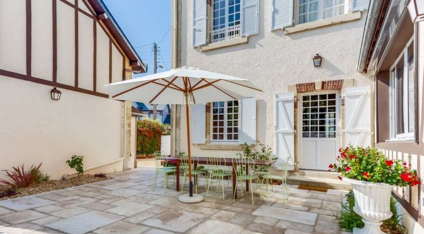 Photo of Le Cyclamen