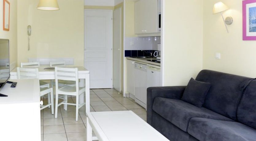 Photo of L'Estran 24M Apartment 3