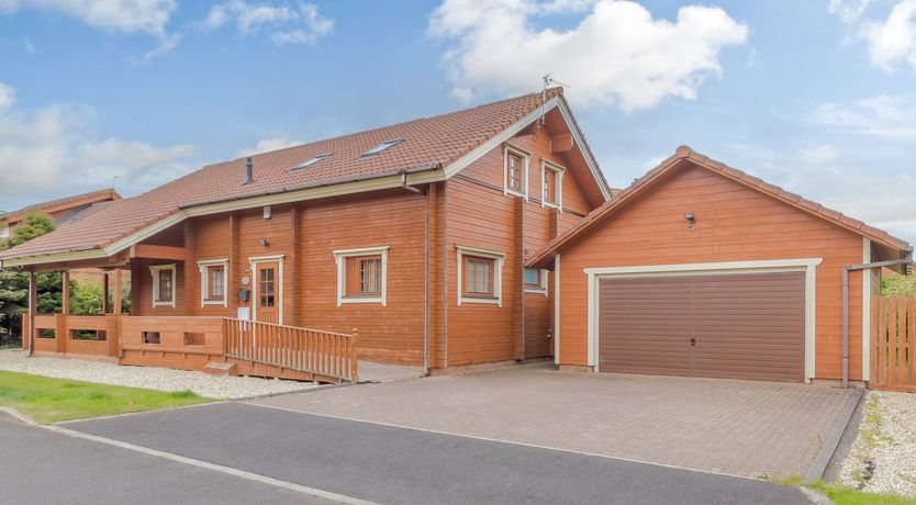 Photo of Jamaal Lodge