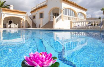 La Escapada Villa