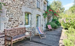 Photo of Les Agapanthes