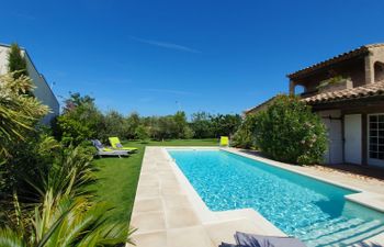 Les Angevines Holiday Home
