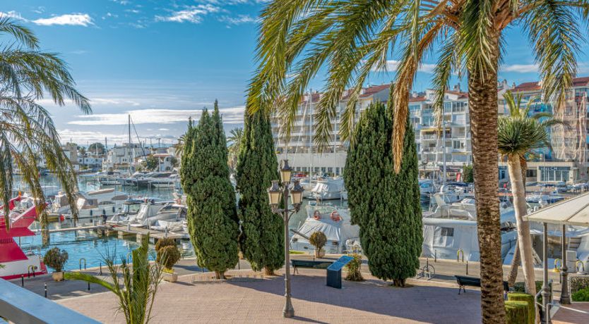 Photo of Club Nautic Apartment 9