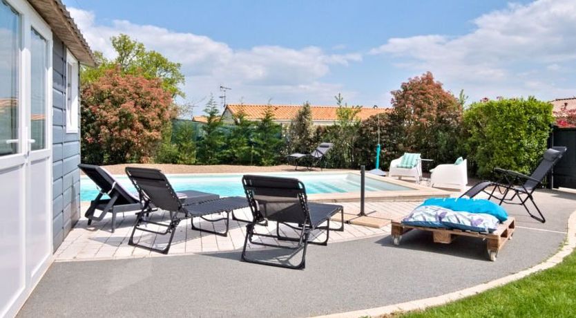 Photo of Aux 3 Cépages