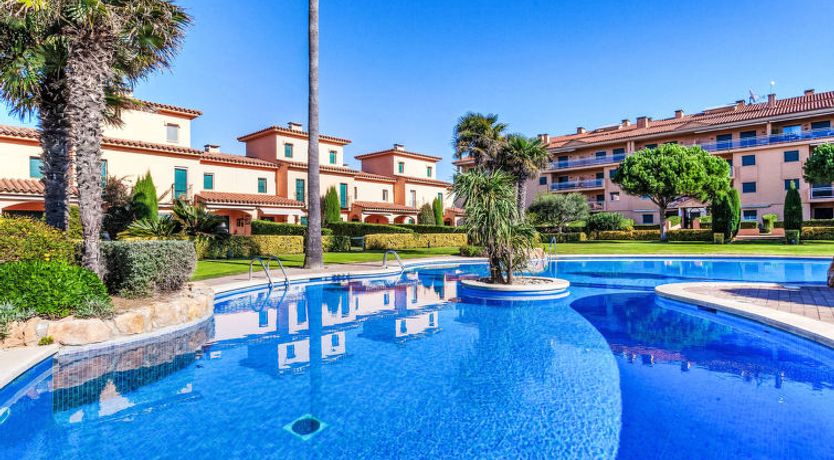 Photo of Port Pals A III Apartment 7