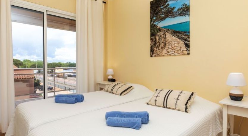 Photo of Port Pals A III Apartment 7