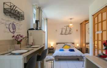 Les Hortensias Apartment