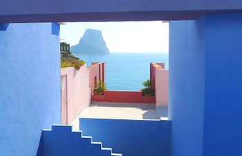 Muralla Roja Apartment