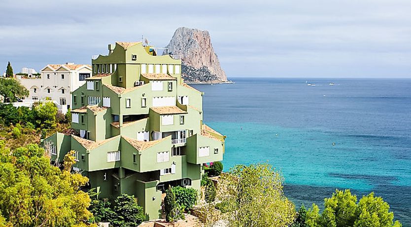 Photo of Muralla Roja Apartment 3