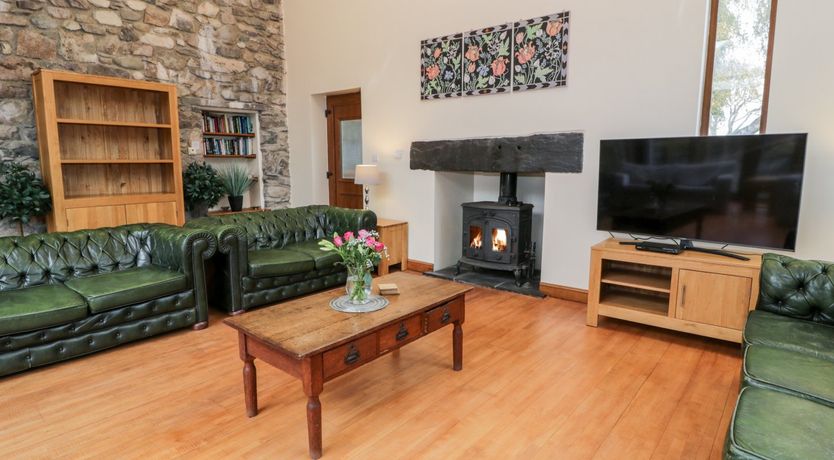 Photo of Ddol Helyg Barn